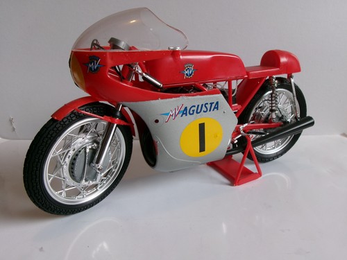 Giacomo agostini mv agusta - agostini,